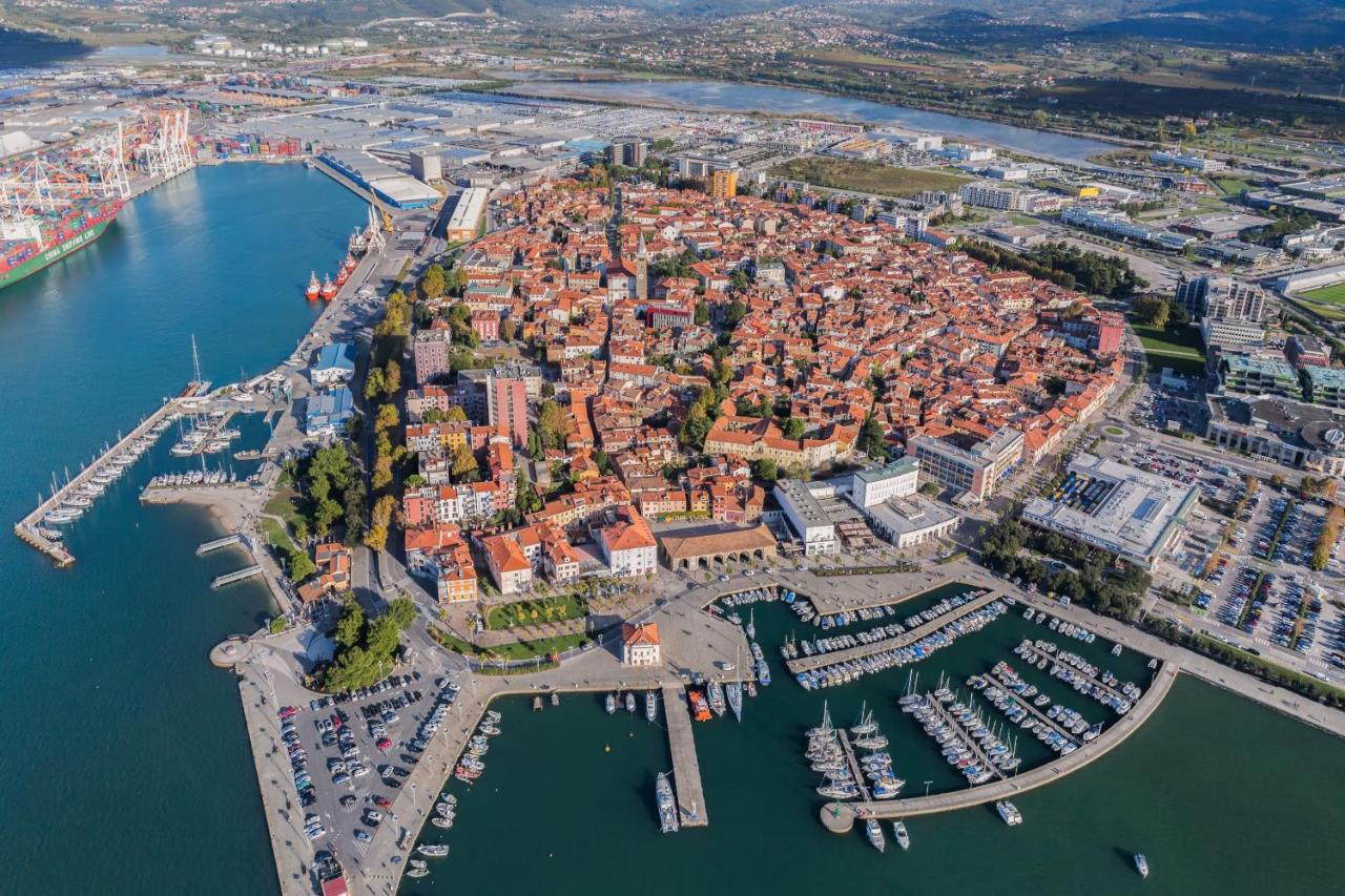 Apartma Veneziano コペル エクステリア 写真
